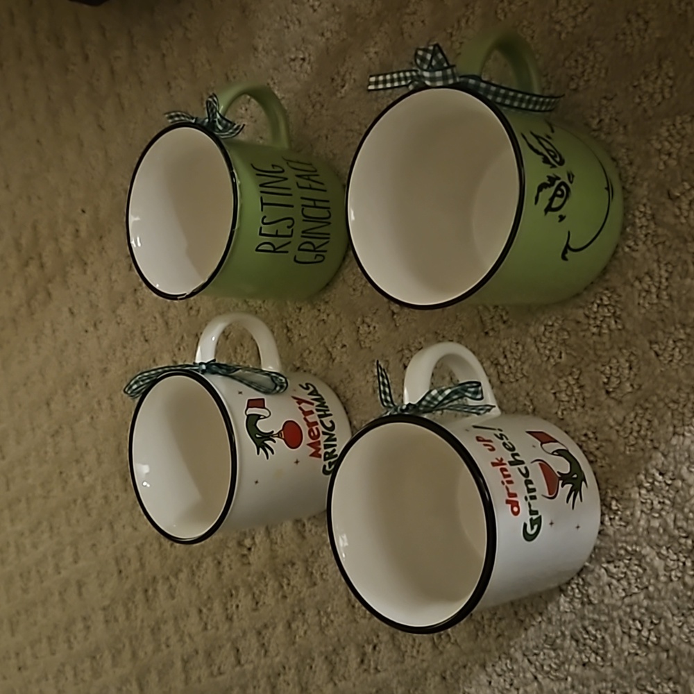 4 new mini holiday Grinch mugs